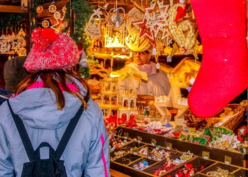 Lichterglanz in den Valkenburger Grotten